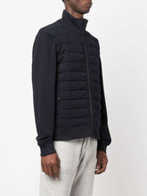 Load image into Gallery viewer, Woolrich - Luxury Quilted Full Zip Fleece - Mensroomlifestyle
