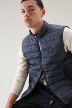 Load image into Gallery viewer, Woolrich Padded &amp; Quilted Sundance Vest - Melton Blue - Mensroomlifestyle
