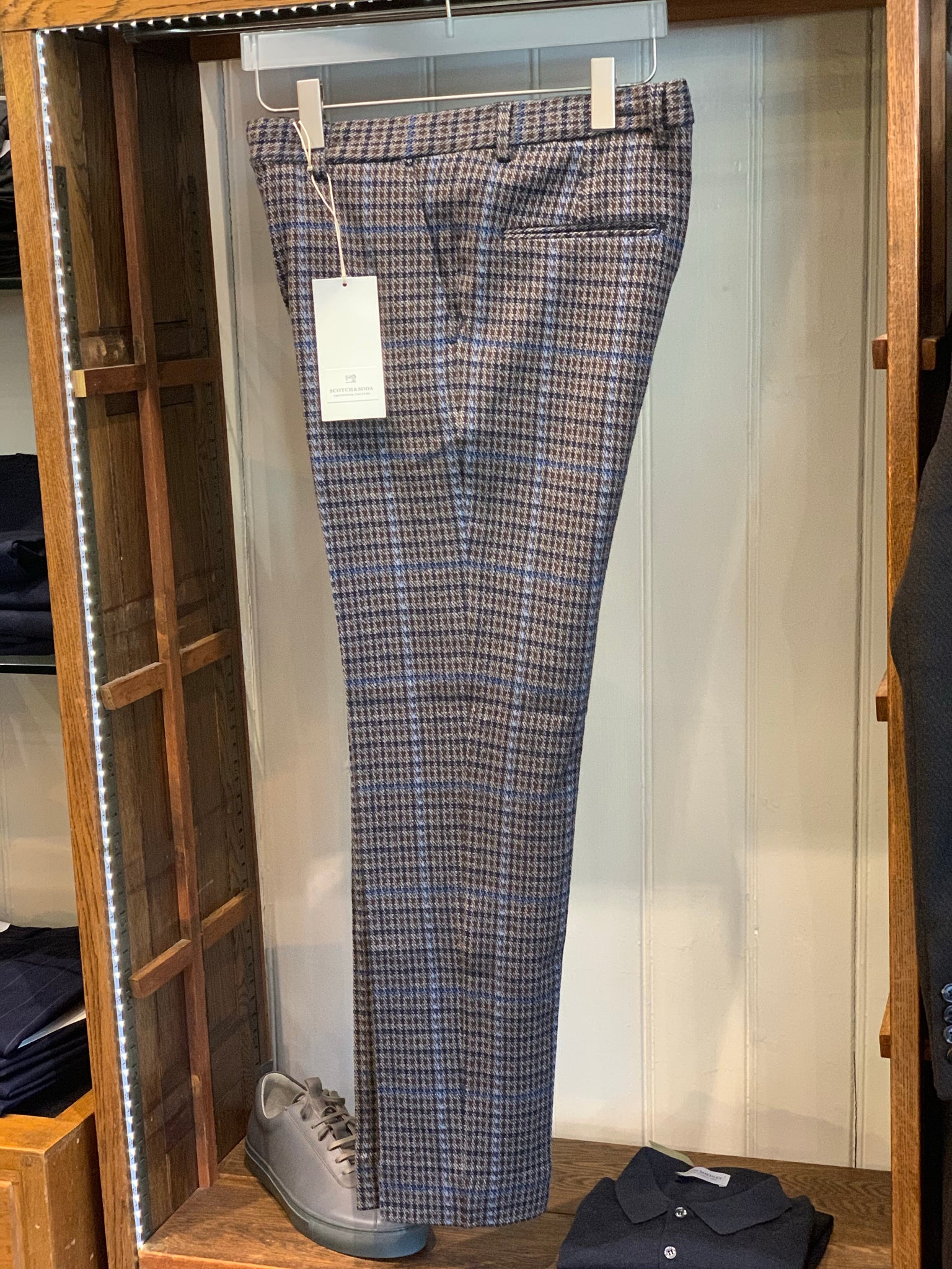 SCOTCH & SODA Lowry Tailored Slim-Fit Trousers in Sienna Melange | Endource